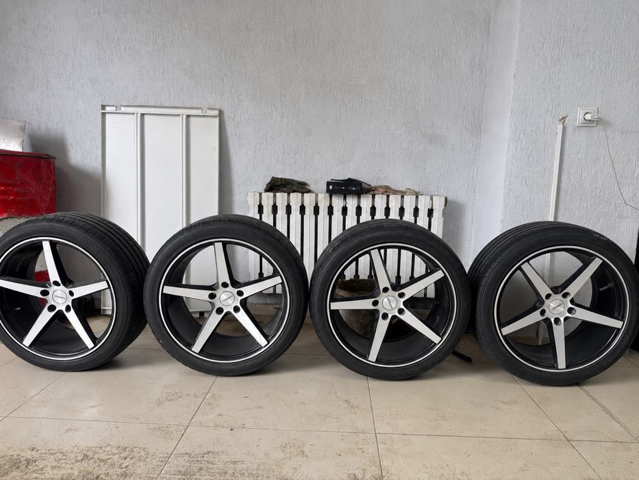Vossen r18 с резиной