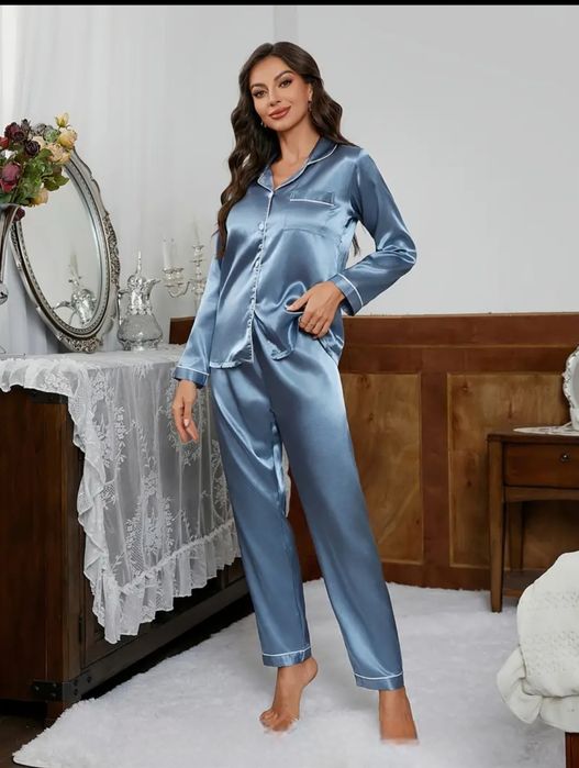 Pijama satin bleu ciel