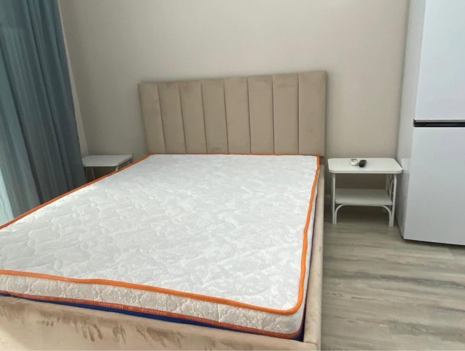 Кровать двухспальная