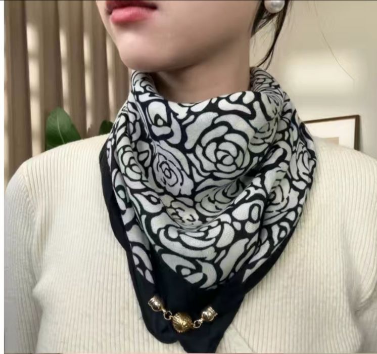 Платок на магните на весну