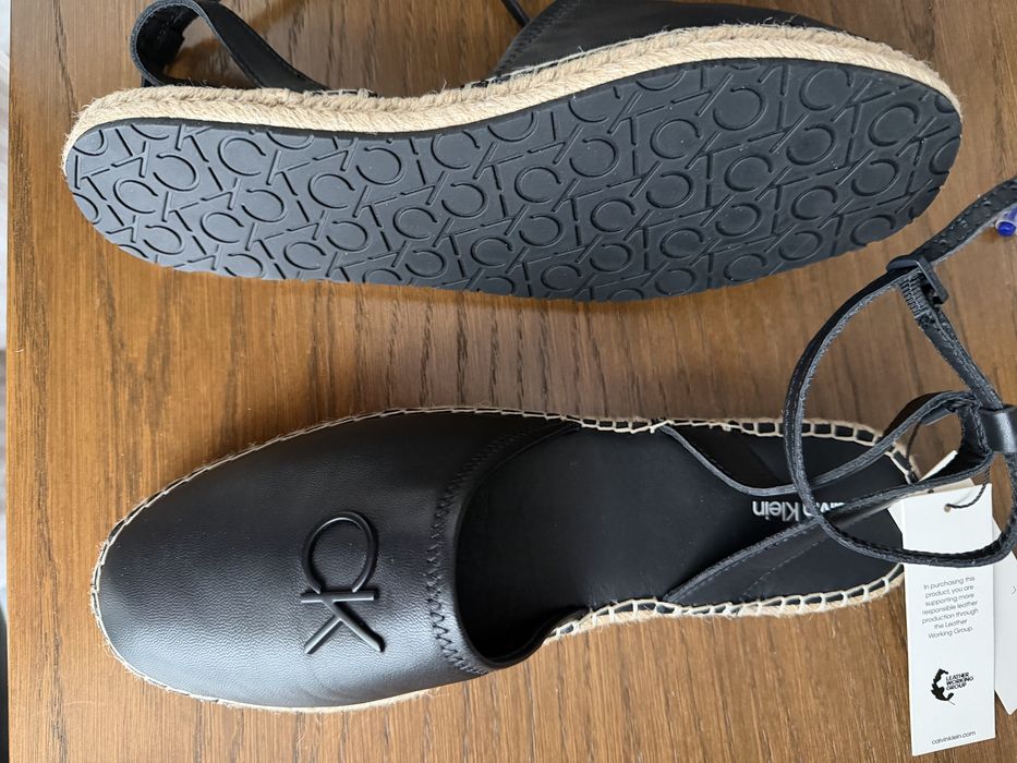 Дамски еспадрили кожени