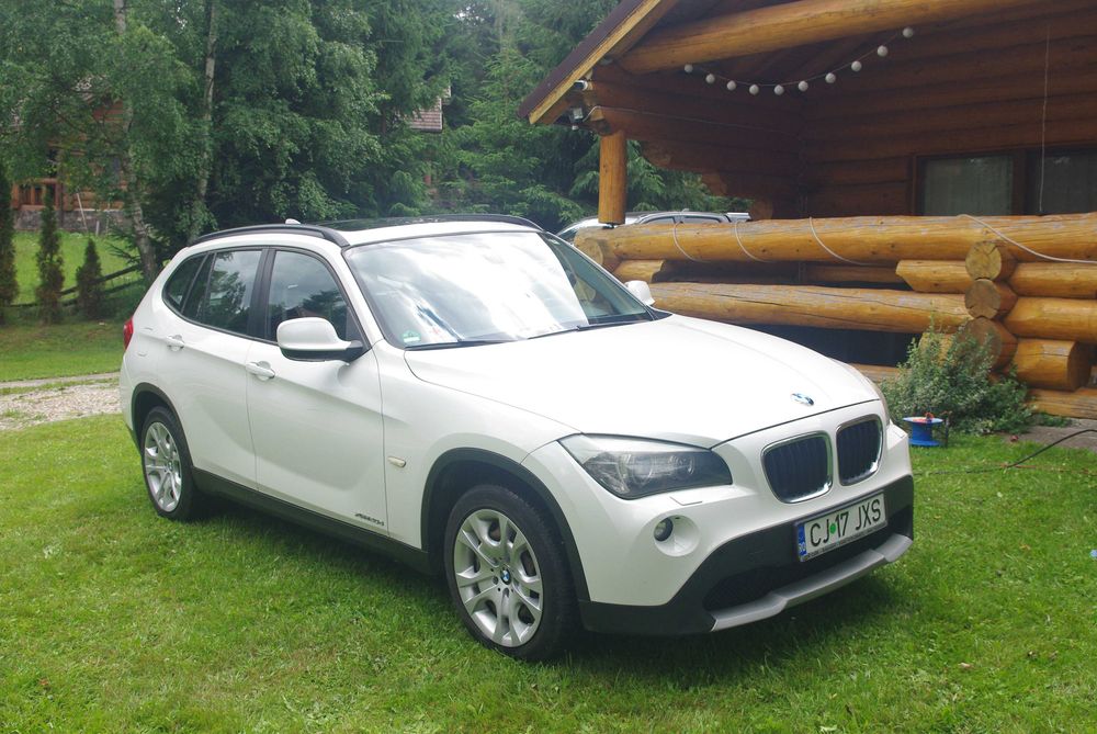 BMW X1 2011 — imagine 2