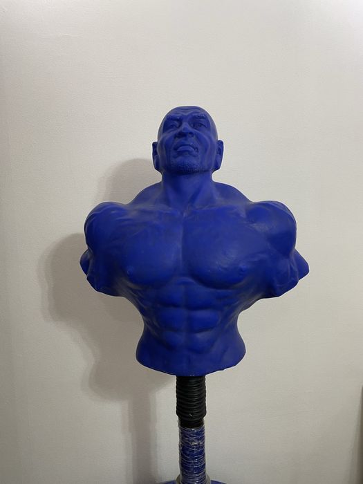 Герман / боксерская груша