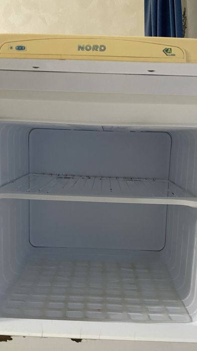 Холодильник рабочий