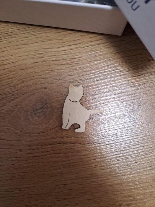 Красив дървен пъзел с котка. Голям размер.