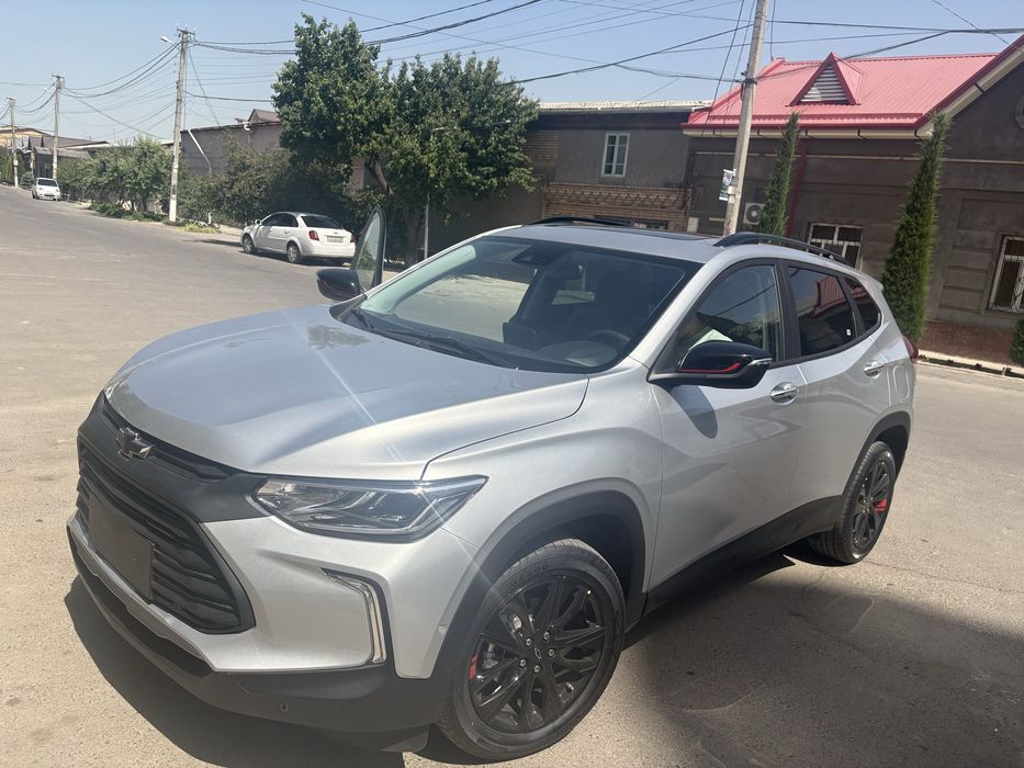 Tracker 2 redline ful pozitsiyasi sotiladi