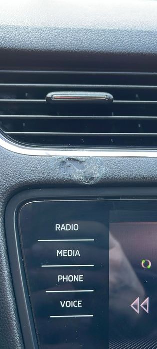 Vopsire Plastice Interior Retusuri Bord Fete Usi Console Reparatii