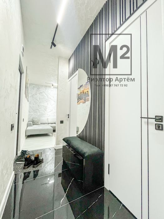 2/2/5 Максим Горький - Остановка Художников - МВС