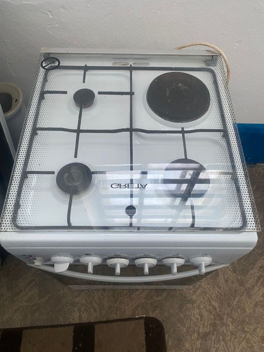 Продам газ плиту