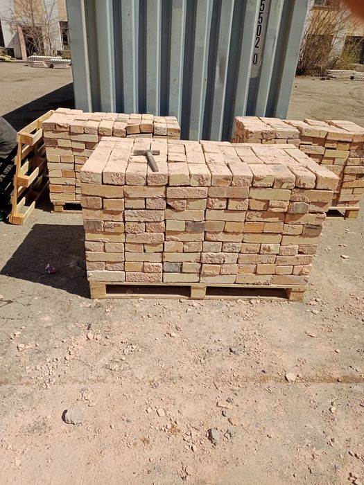 Кирпич красный одинарный