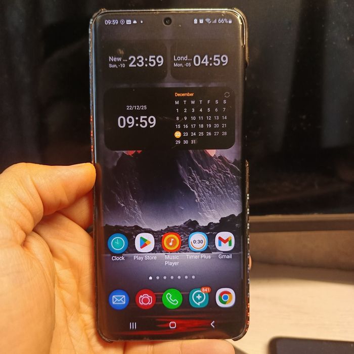 Samsumg S20 korea sotiladi