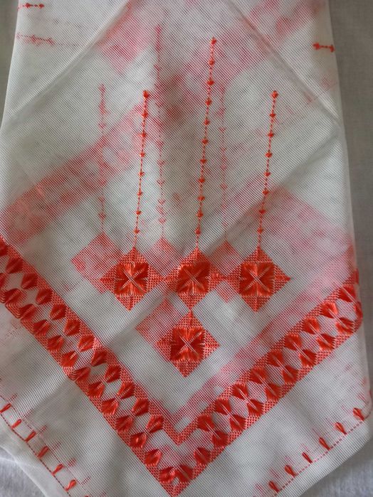 3 карета ръчна бродерия- тюл