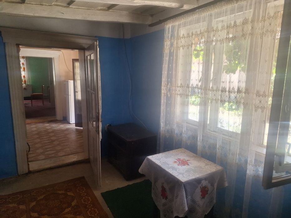 Inchiriez apartament la casa