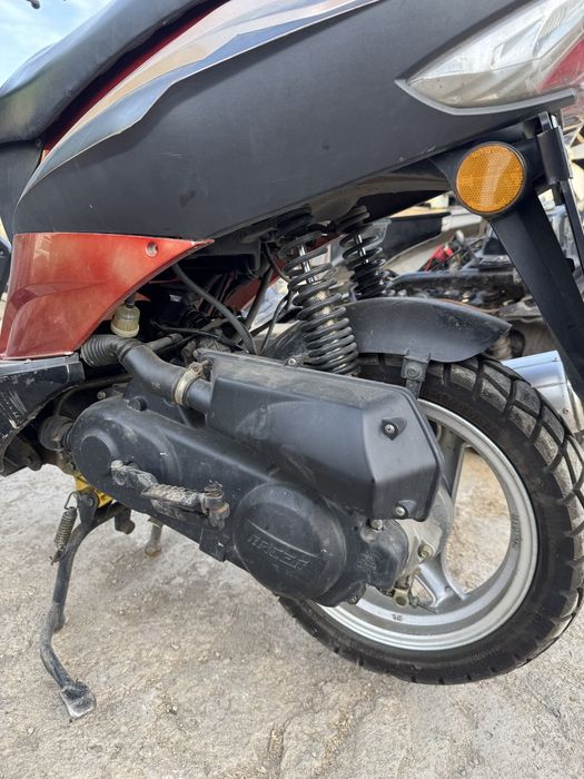 Скутер с документами