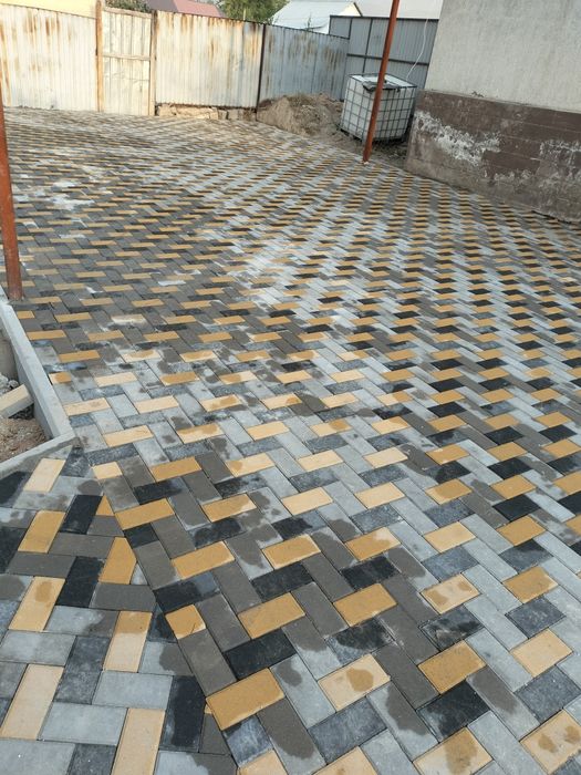 Укладка брусчатка бардюры