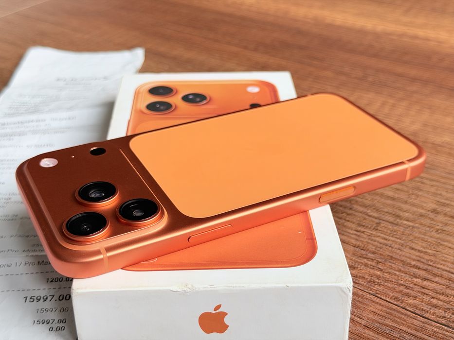 iPhone 17 Pro Max 1 зареждане!!!