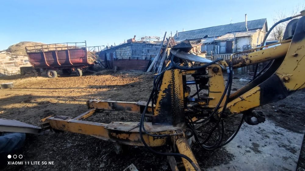 Продам мтз 82 Амкадор