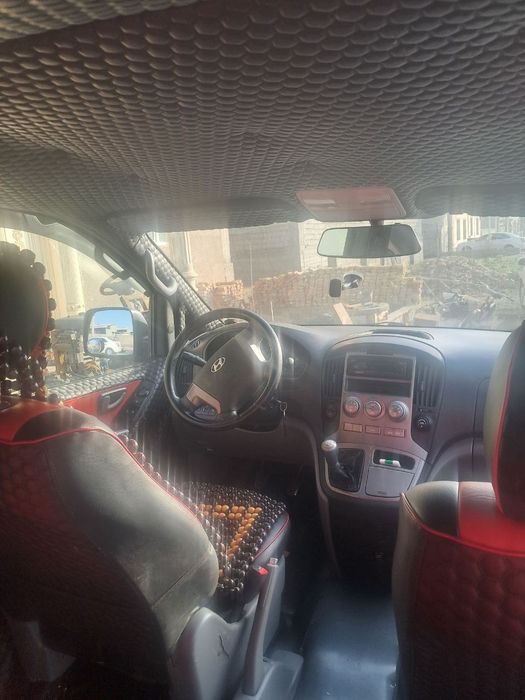 Hyundai grand starex