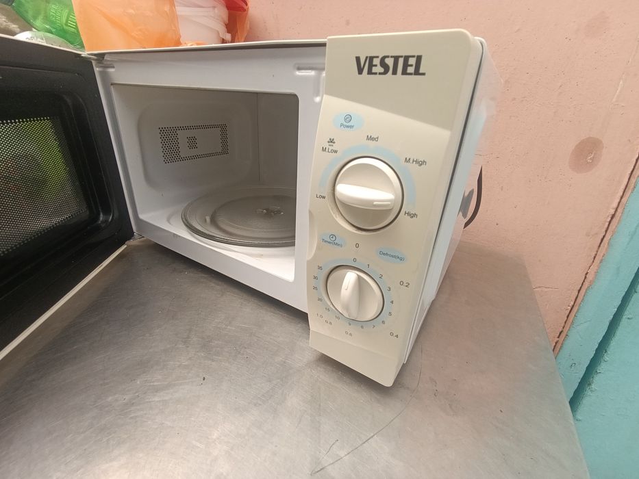 Микроволновка Vestel