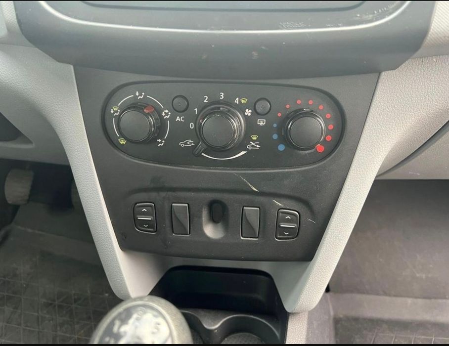 DACIA Sandero 2014 — imagine 5