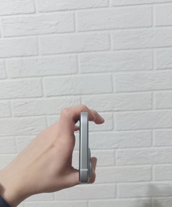 iPhone 15 128Gb с гарантией