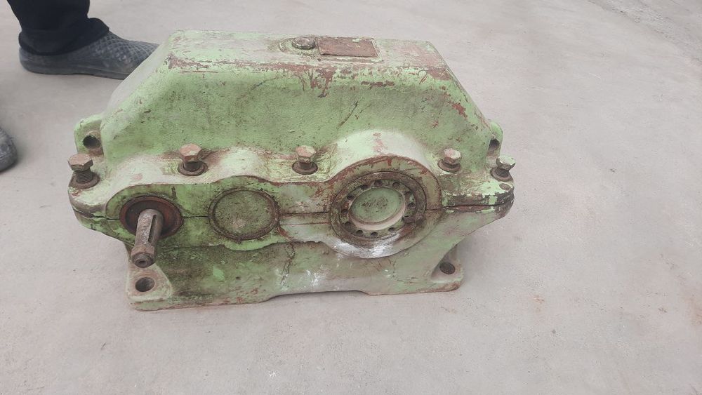 Редутр сотилади .