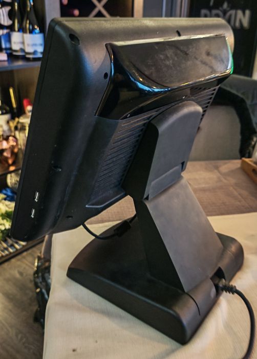 Touch screen POS - компютър