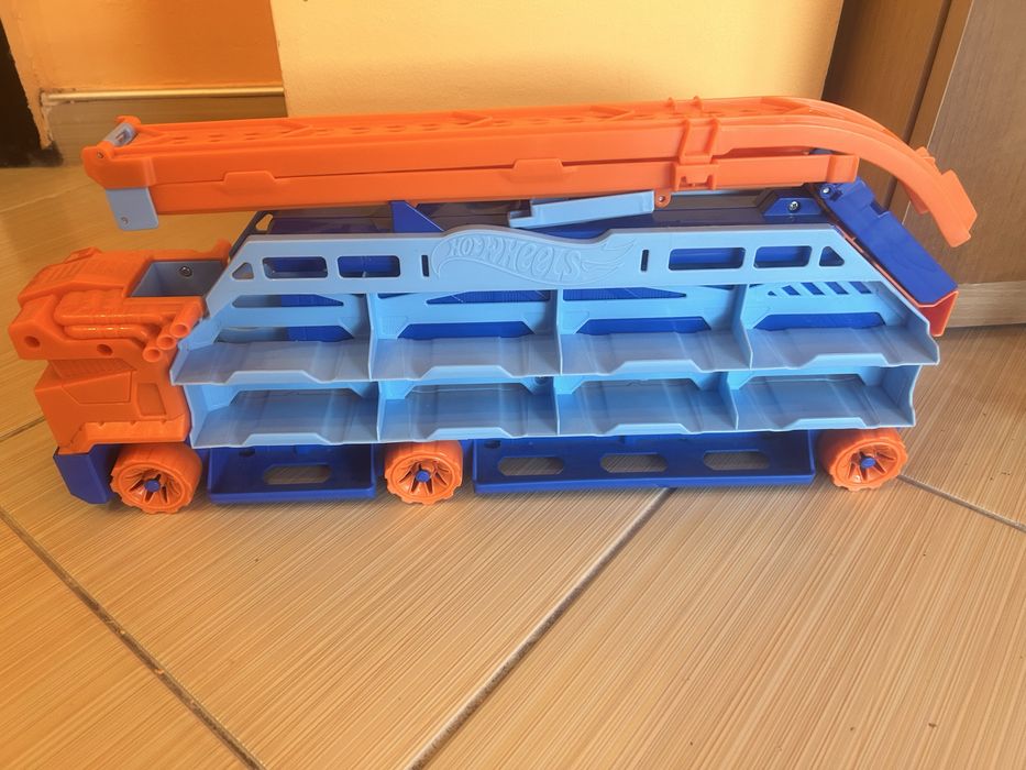 Hot wheels писти