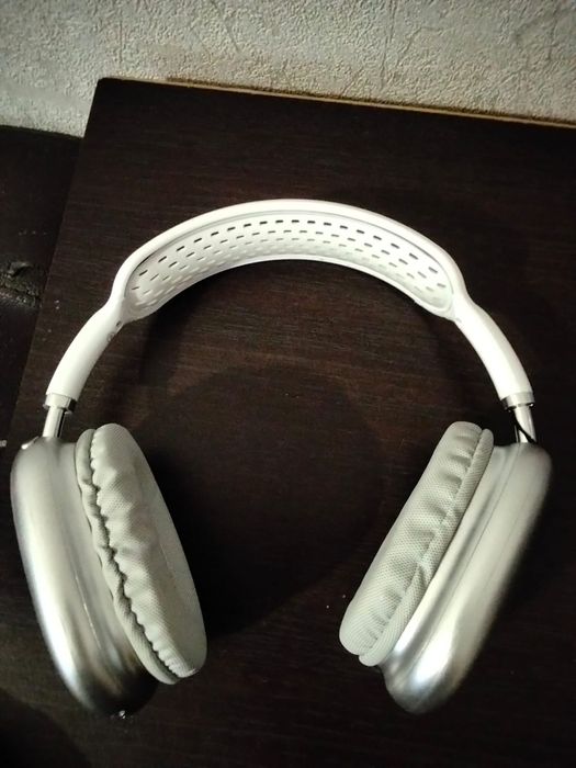 наушники продаётся