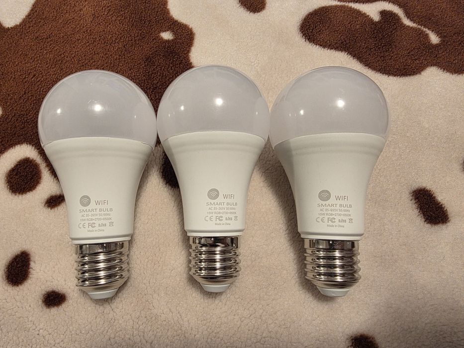 Becuri smart wifi rgb