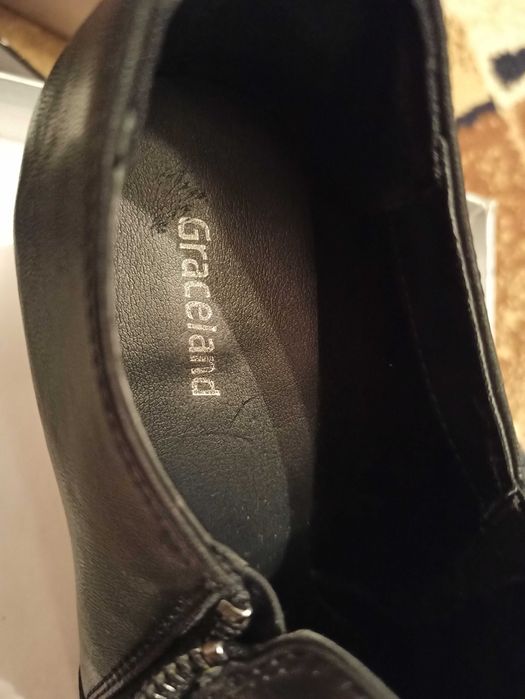 Продам полуботинки