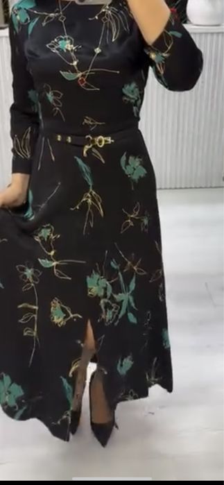 Платье шелк продам