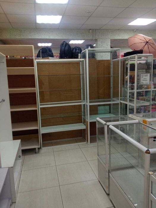 продам недорого торговое оборудование