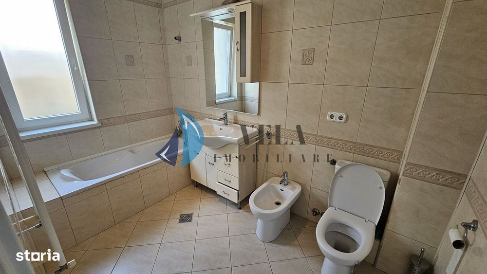 Casa 5 camere, garaj, zona Unirii