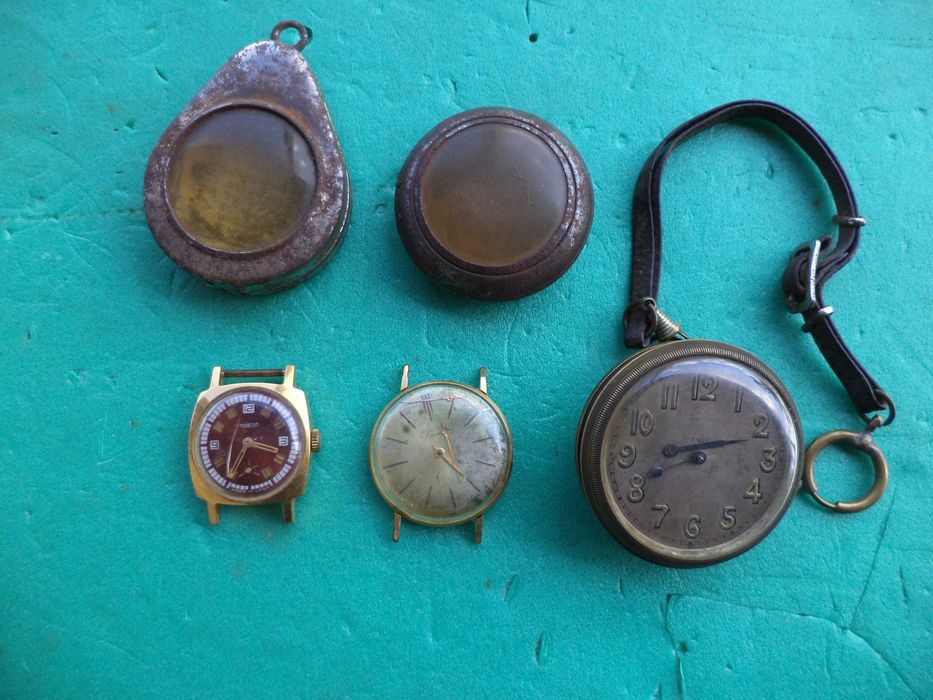 Ceasuri vechi de mana si de buzunar cutii ceasuri de buzunar