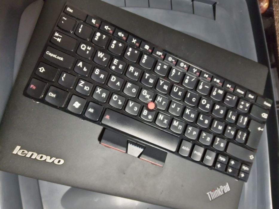 Lenovo ThinkPad Edge E120 на части