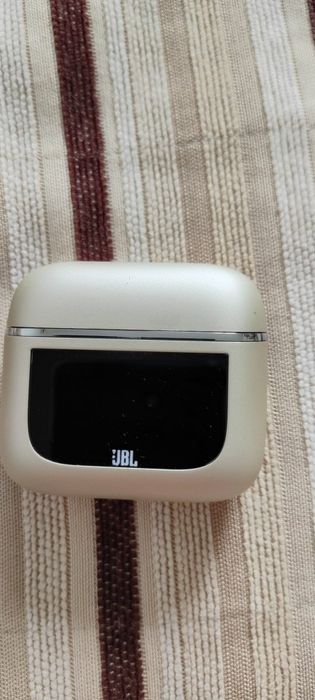 Слушалки JBL Tour Pro 2
