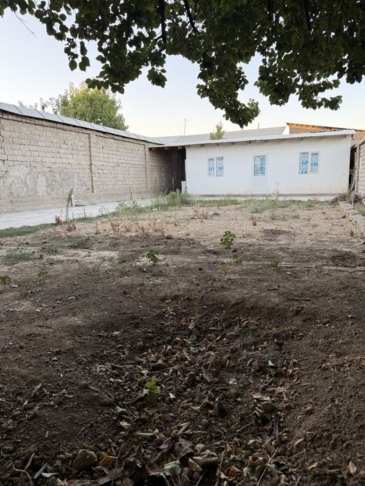 Ер сотилади 2,5 сотиқ