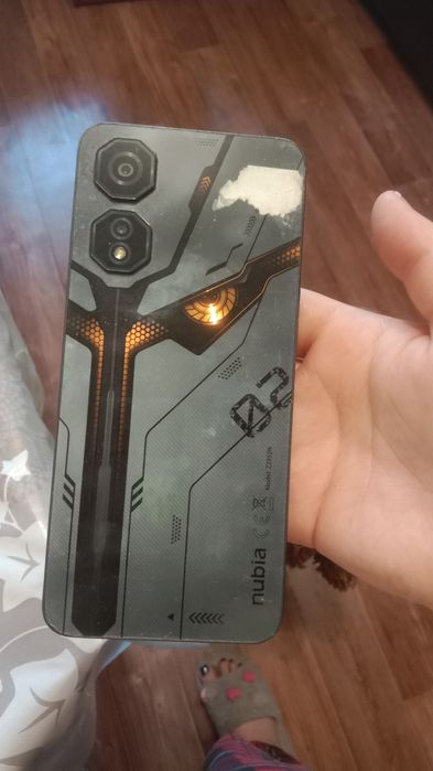 Продаю телефон андроид