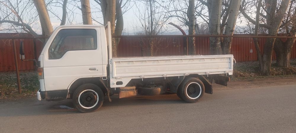 Машина грузовая "MAZDA"