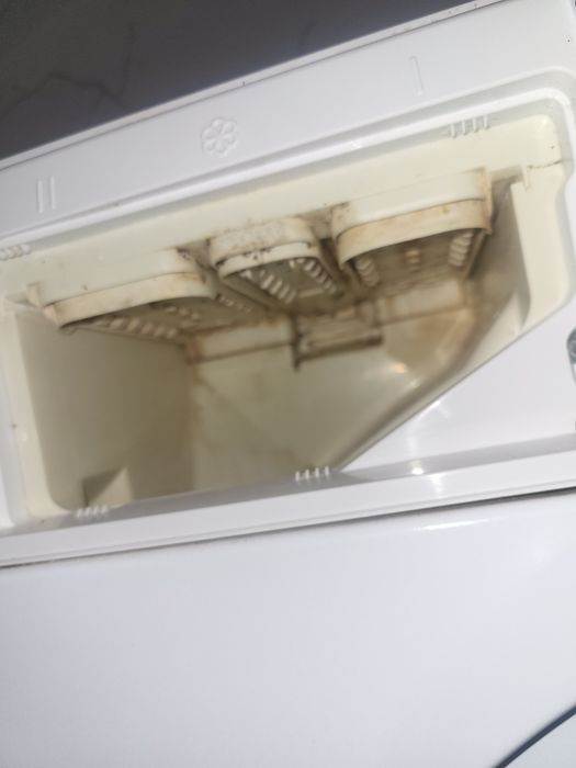 Продам стиральную машину Bosch 5кг