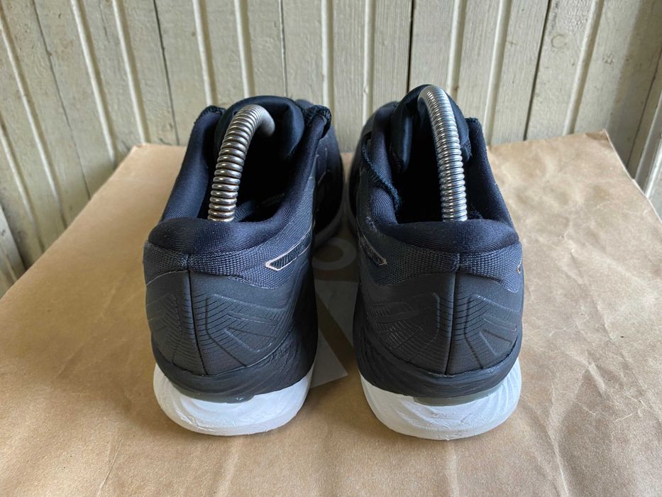 ''ASICS Glideride''оригинални маратонки 40 номер