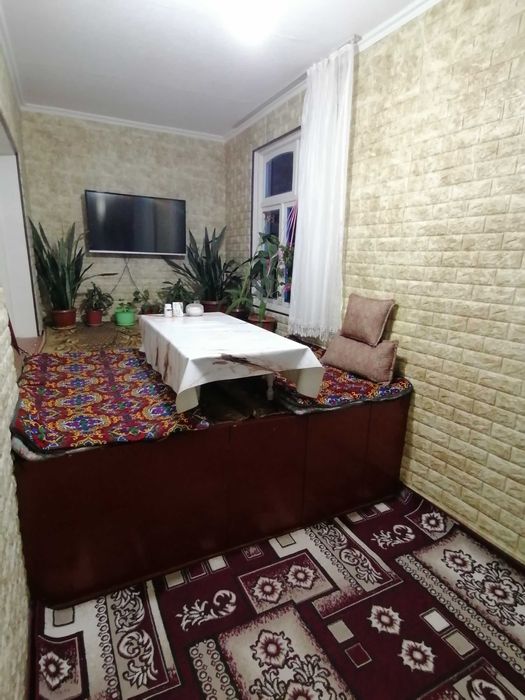 4 хонали квартира жихозлари билан сотилади