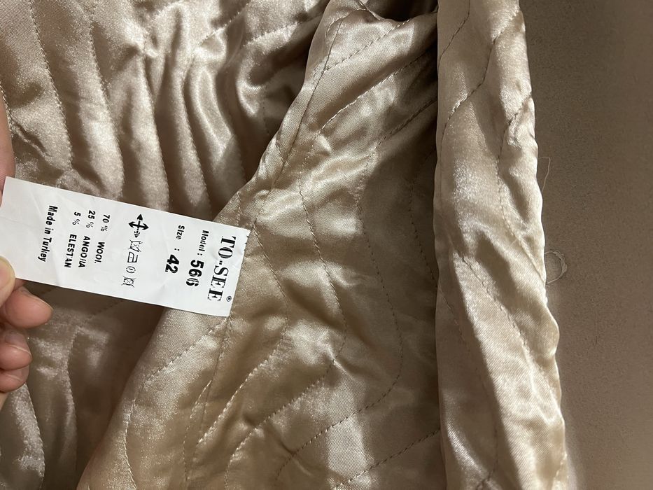 Продается новый пальто