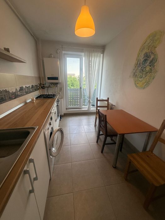 Proprietar inchiriez garsoniera Grivita / 1 Mai loc parcare inclus