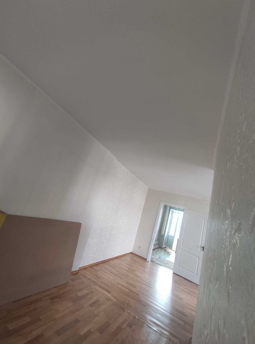 Продам 4х ком квартиру в центре города