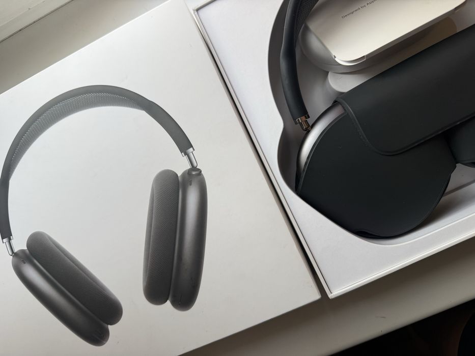Airpods Max продам