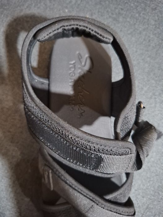 Сандали Skechers