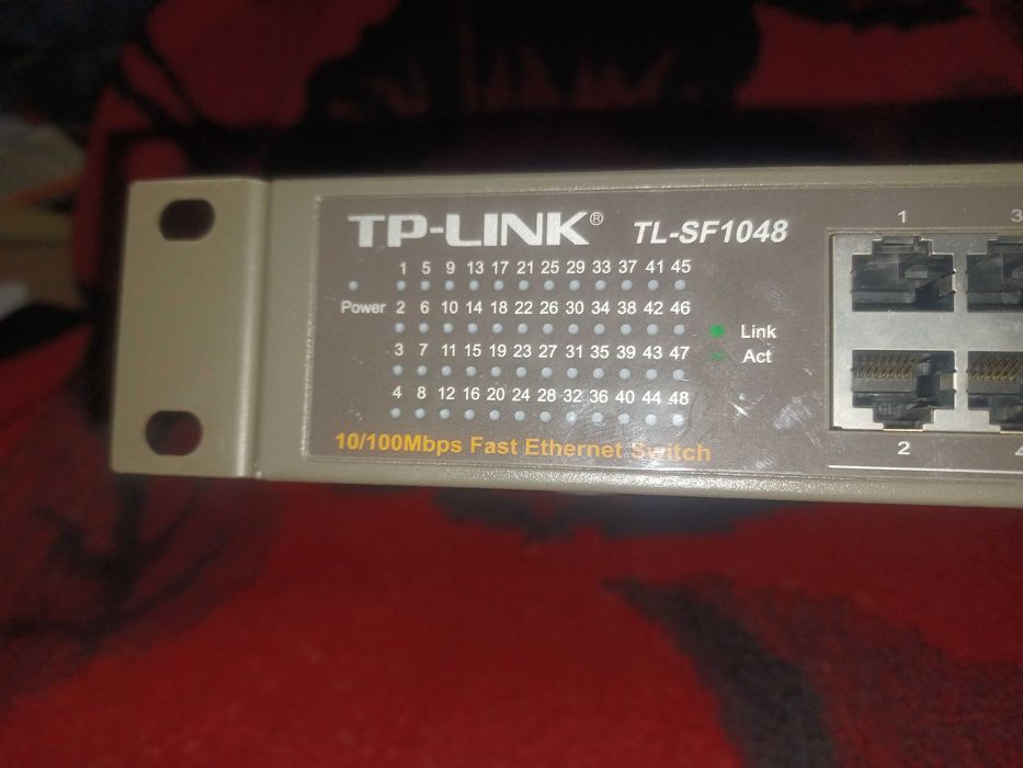 Switch TP-Link TL-SF1048 48 Porturi