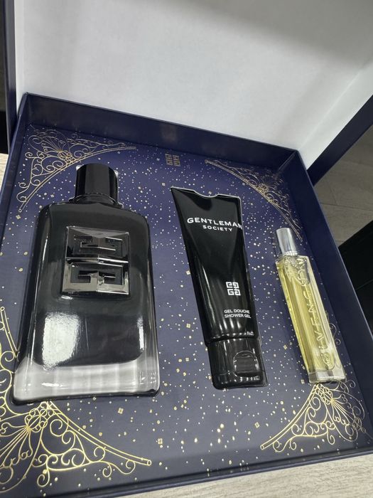 Givenchy Gentleman Society